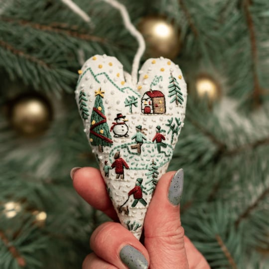 🔥2025 New Release 50% OFF 💖 🎄DIY Heart Shaped Hand Embroidered Christmas Ornament/Ornament Kit 🧵